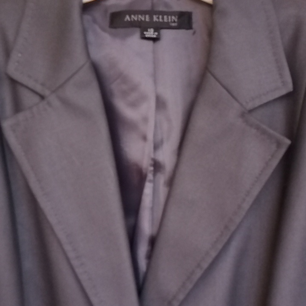 Anne Klein tailored suit blazer jacket size 10.  BNNT. Mint condition!! - Picture 3 of 9